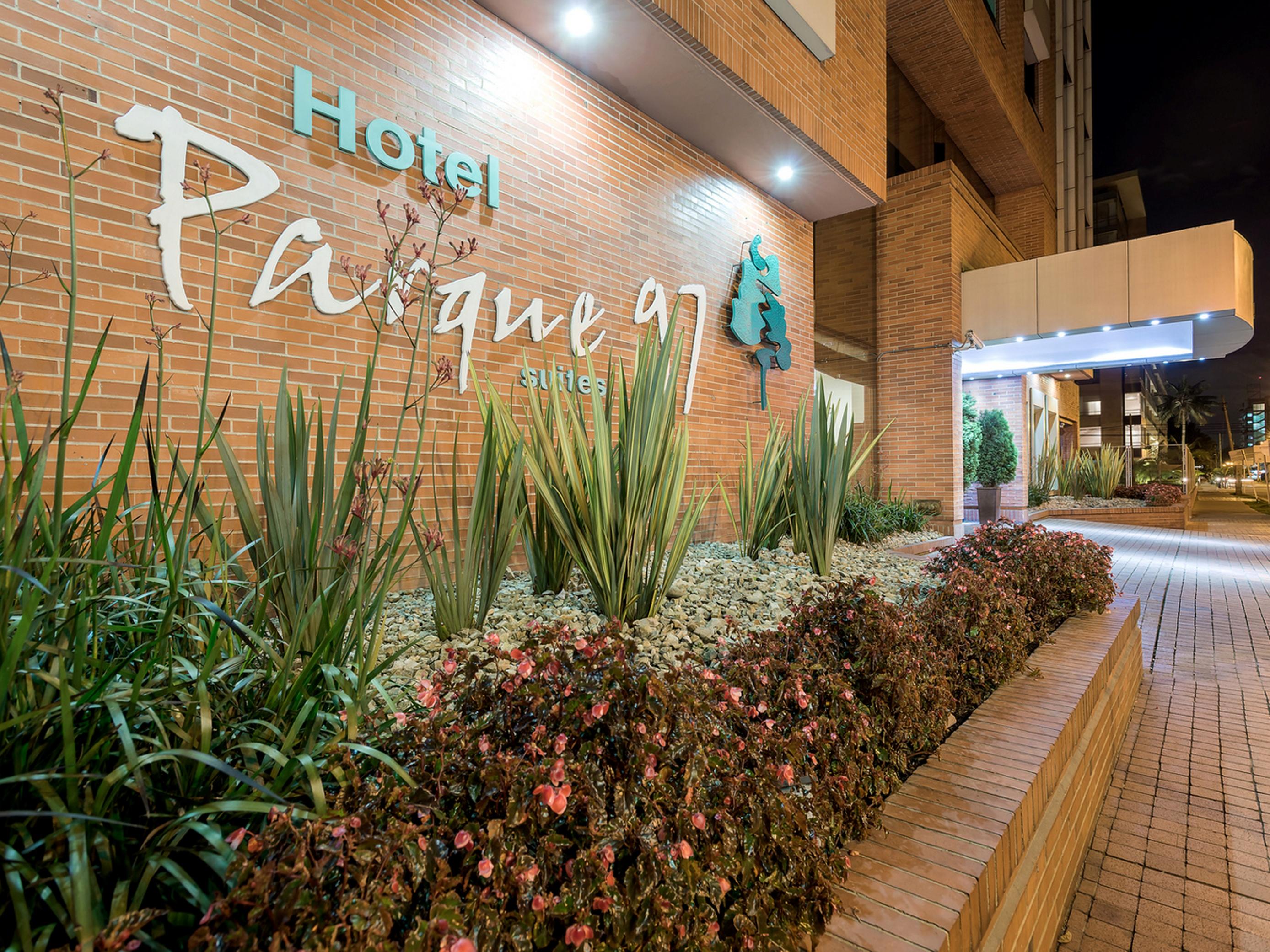 Hotel Parque 97 Suites Bogotá Esterno foto